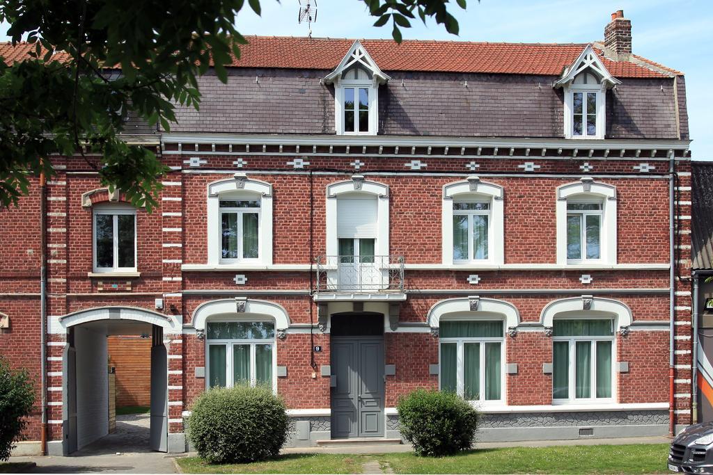 Le 1880, Avec Place De Parking Privee Securisee Cambrai Exteriör bild